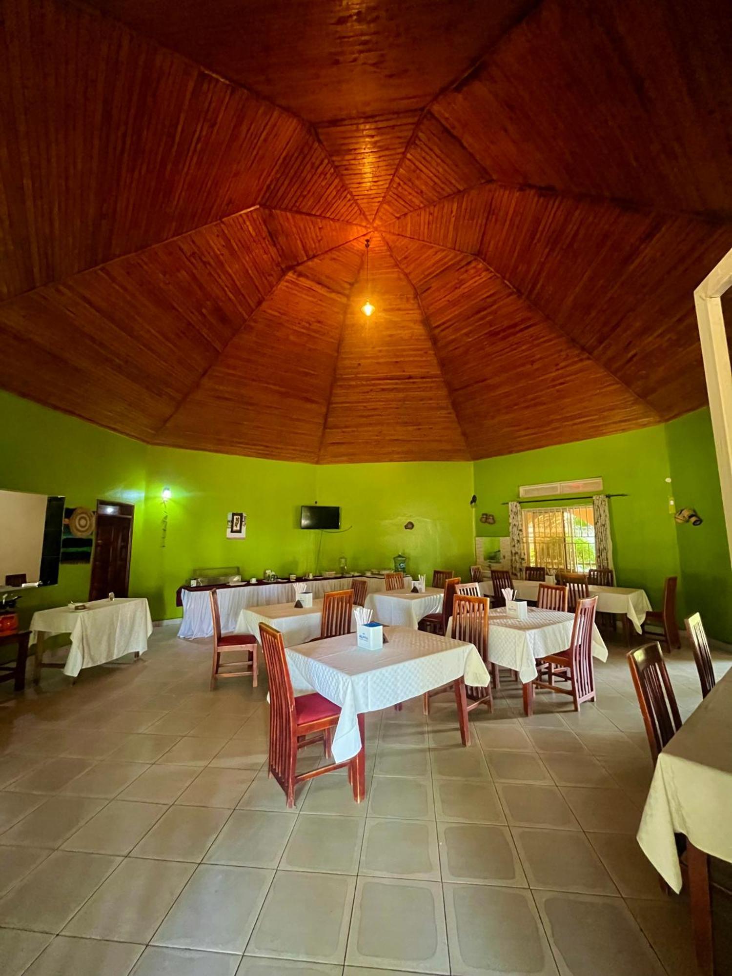 Lavic Country Resort Adjumani Dış mekan fotoğraf