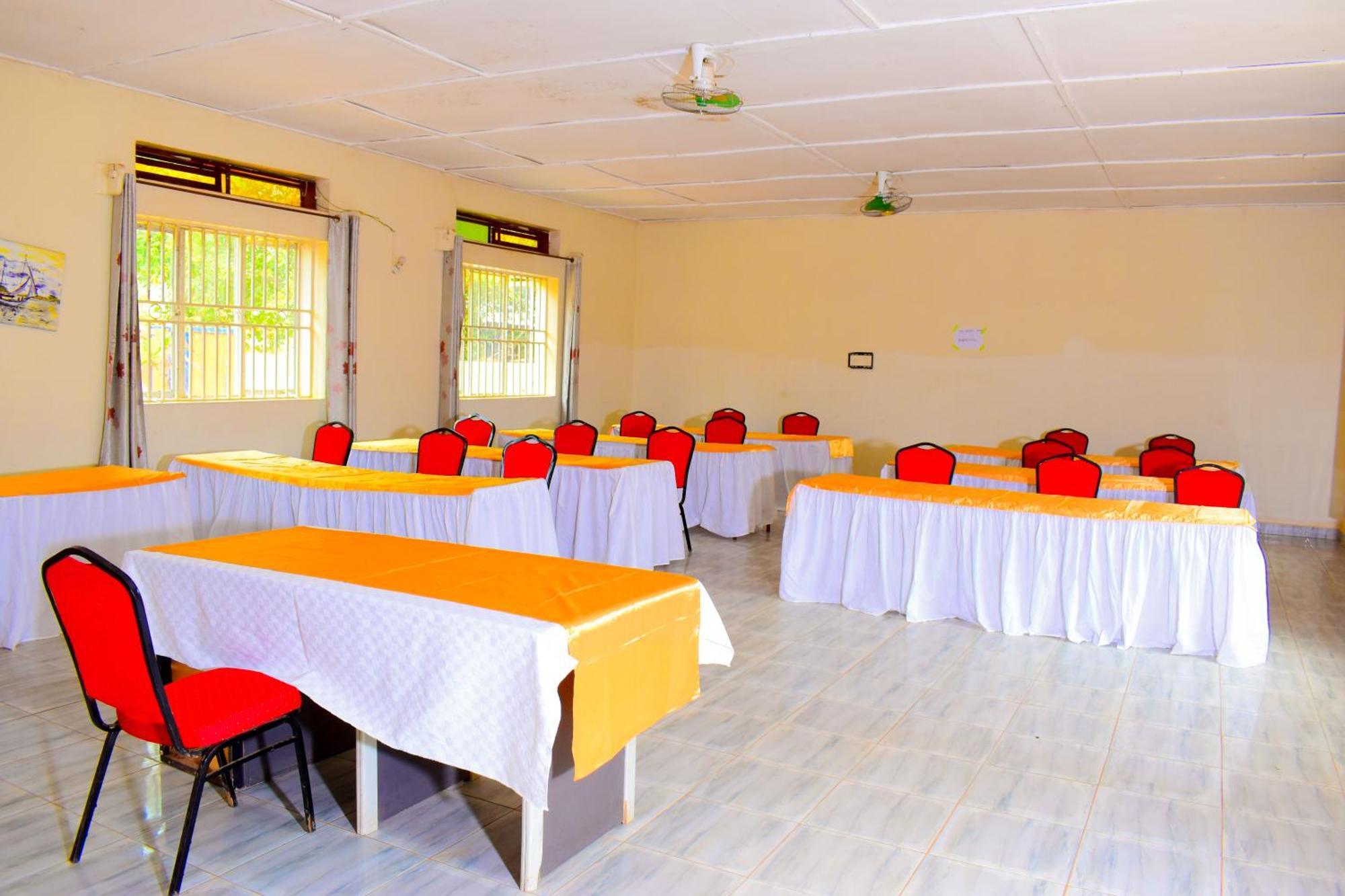 Lavic Country Resort Adjumani Dış mekan fotoğraf