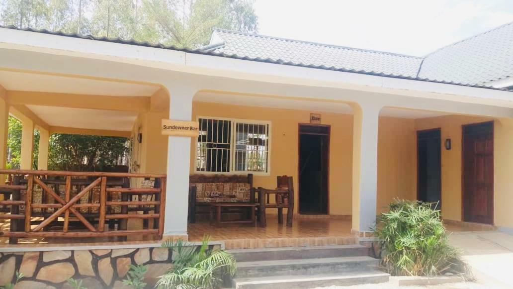 Lavic Country Resort Adjumani Dış mekan fotoğraf